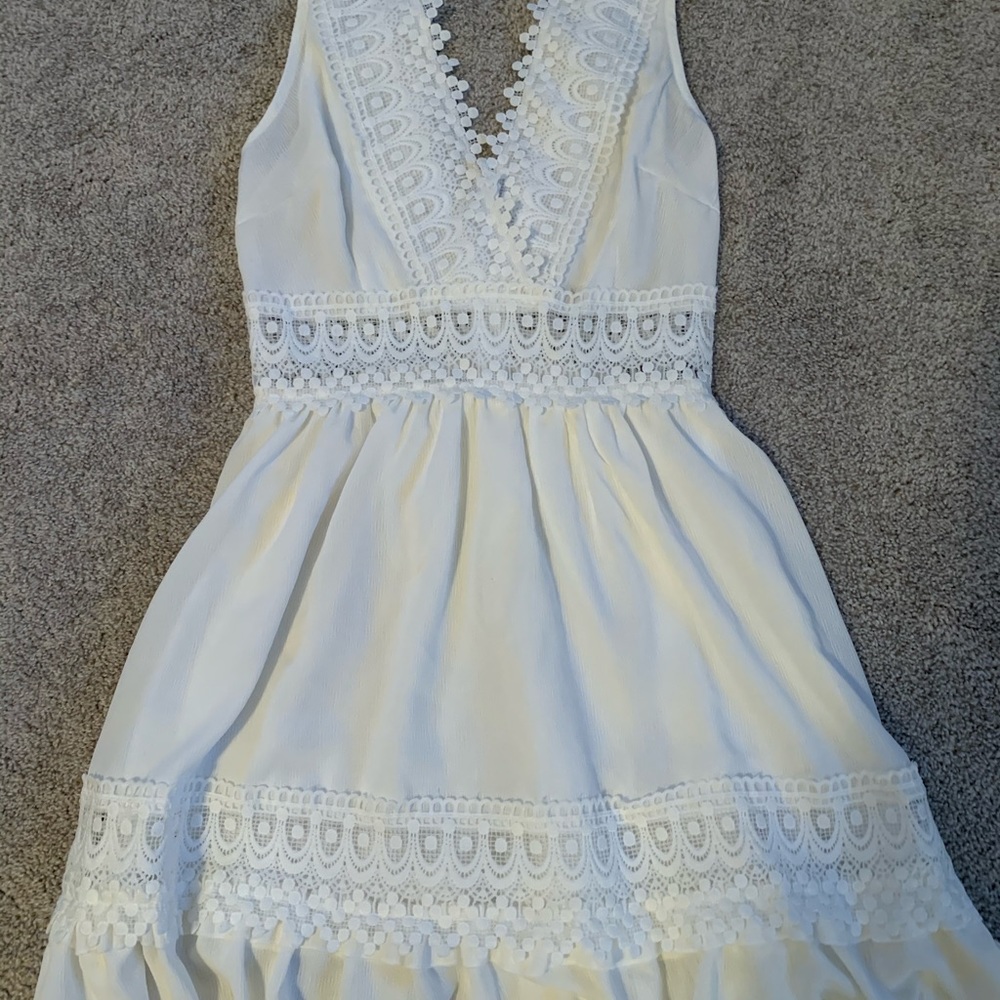 White lace dress